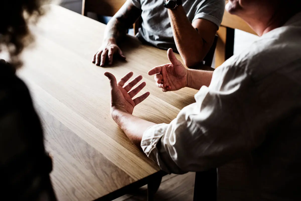 Handwerker Schadenbearbeitung meeting